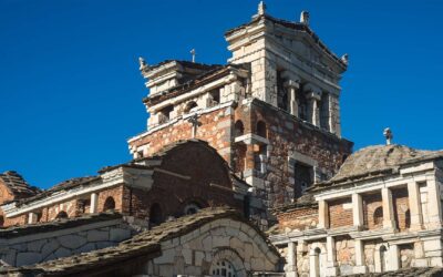 Αγία Φωτεινή Μαντινείας: Μία από τις πιο παράξενες εκκλησίες του κόσμο